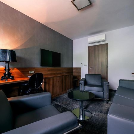 Hotel Jezerka Seč Dış mekan fotoğraf
