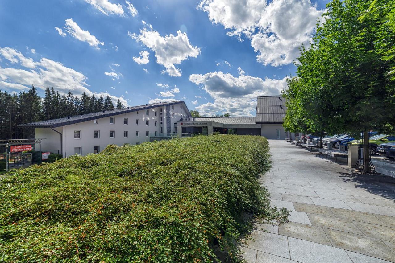 Hotel Jezerka Seč Dış mekan fotoğraf