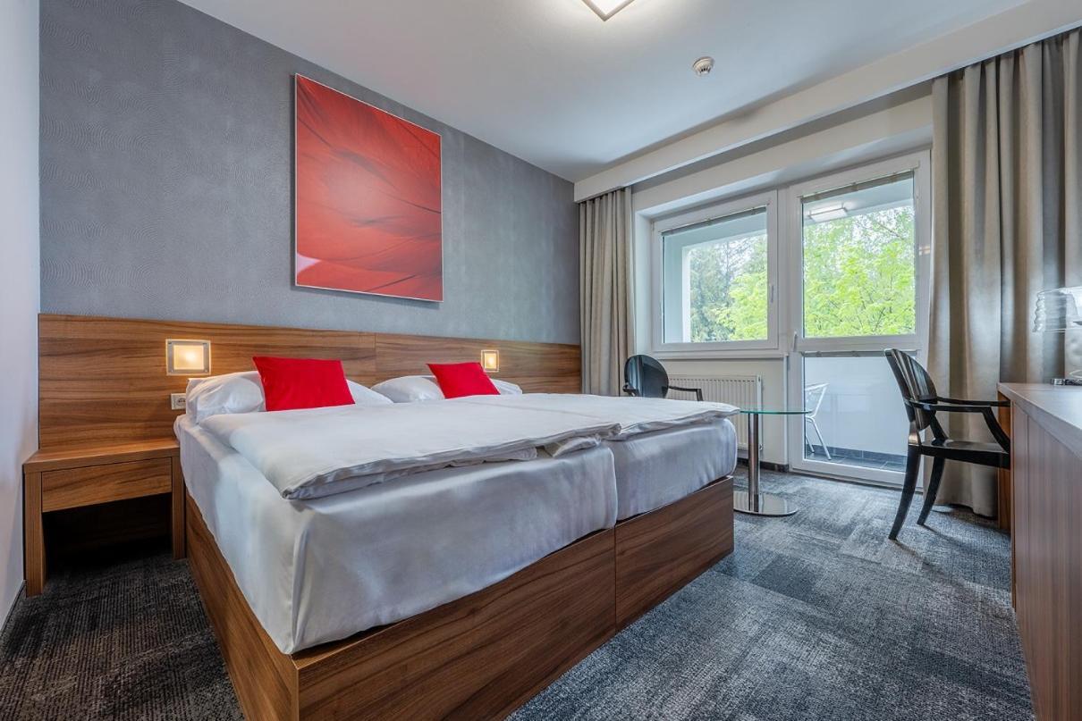 Hotel Jezerka Seč Dış mekan fotoğraf